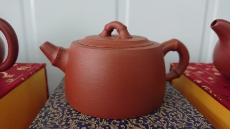 Глиняный чайник «Простак»