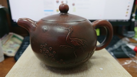 Чайник из исинской глины «Серая цапля»