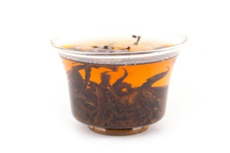 Красный чай Цзинь гуаньинь хунча (Золотая бодхисаттва милосердия)