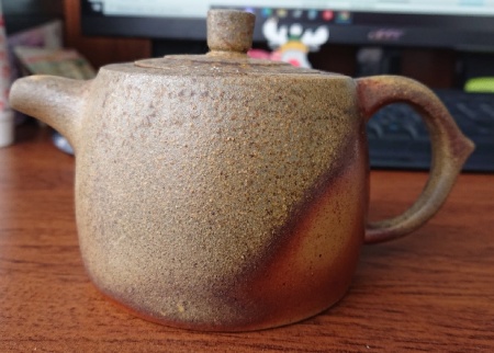 Глиняный чайник «Кварцевый песок». Цена: 11 840 ₽ руб.
