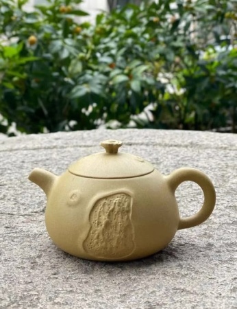 Глиняный чайник «Жёлтенькой»