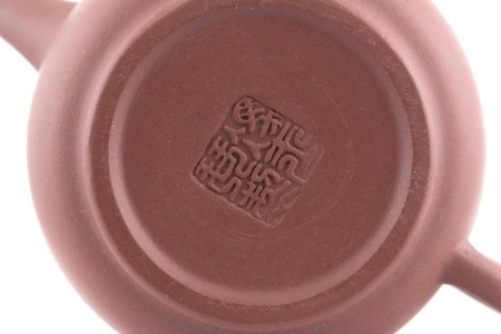 Чайник глиняный «Дело чести», 190 мл.. Цена: 3 540 ₽ руб.