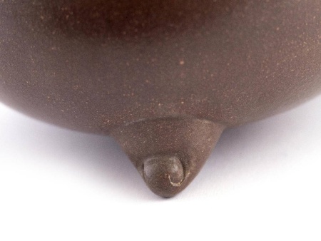 Чайник из исинской глины «Чугунок» мастера Гу Линлин, 260 мл.