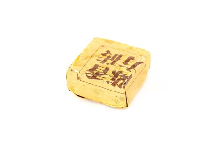 Прессованный шу пуэр - Шу Пуэр 2013 г. «Выдержанный аромат в форме кирпича» завода «Кайшуньхао» набор 50 г (9 шт. в пачке)