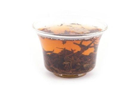 Красный чай Цзинь чжэнь 2 (Золотые иглы)