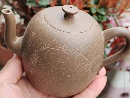 Чайник из исинской глины мастера Линь Ючжэнь «Исинский песочек»