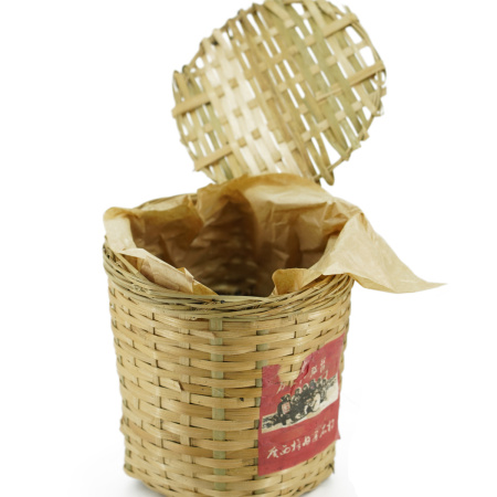 Чёрный чай (хэйча) - Любао 2015 года рассыпной в бамбуковой корзине, 500 г, 