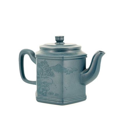Чайник глиняный "Гранёный". Цена: 12 850 ₽ руб.