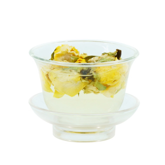 Бутоны желтой иранской розы Бутоны желтой иранской розы|Цветки растений